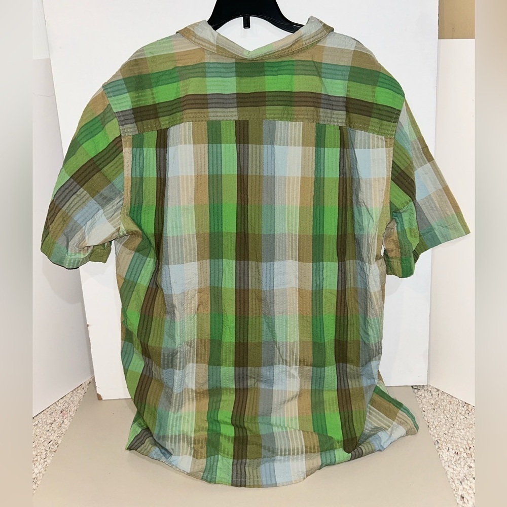 Patagonia short sleeve men’s flannel - Picture 2 of 3